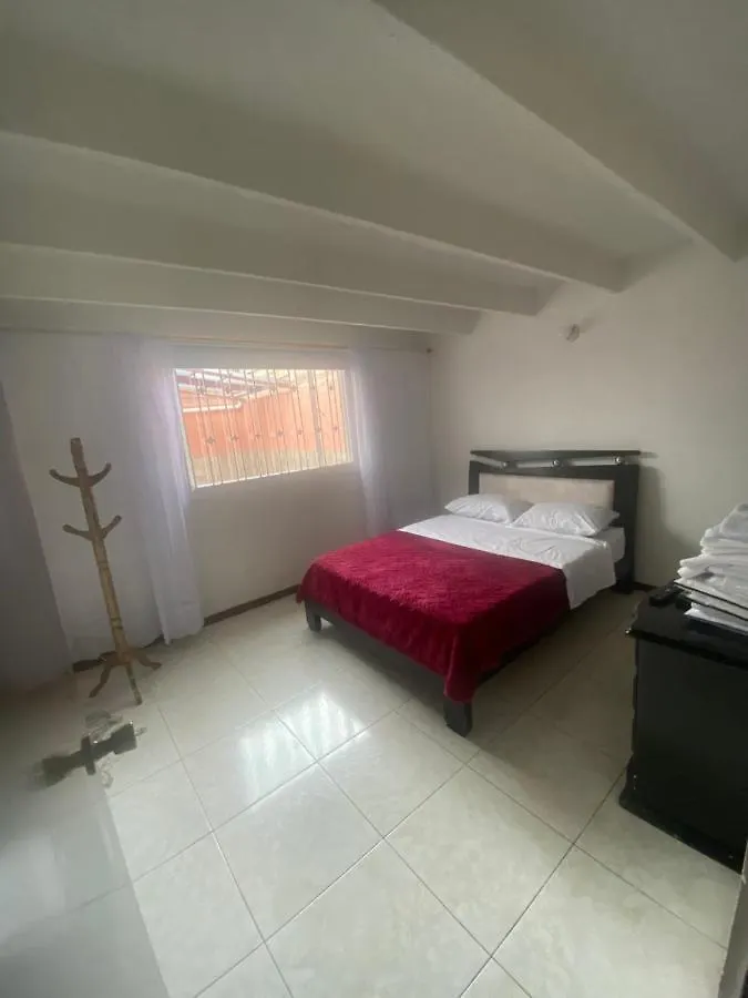 Hospedaje Casa Dorada - Modelia 波哥大